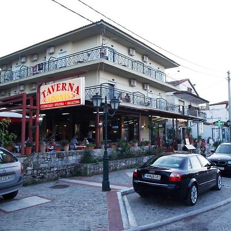 Hotel Adonis Kriopijí Kültér fotó